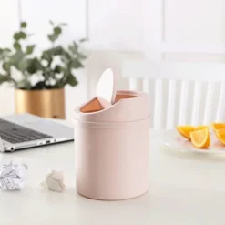 Mini skrivbordspapperskorg Liten papperskorg med lock Sovrumsskräp White