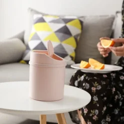Mini skrivbordspapperskorg Liten papperskorg med lock Sovrumsskräp White