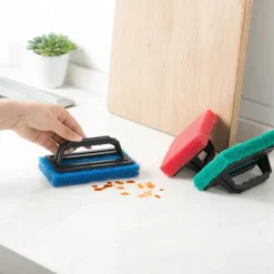 Skrubbsvampborste med handtag, idealisk för keramiska plattor, duschdörrar i glas